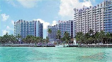 Wyndham Nassau Resort Otel
